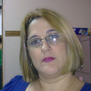 Meet your Posher, Esther maria